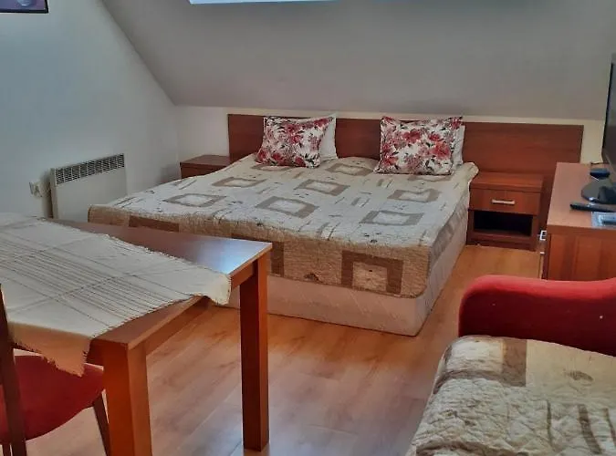 Pirin Place Apartmanhotel